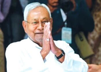 ‘एक-एक चीज बताइए क्या हो रहा है…’, अचानक डिप्टी सीएम के घर पहुंचकर बोले नीतीश
