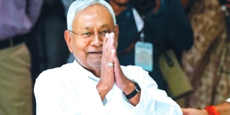 ‘एक-एक चीज बताइए क्या हो रहा है…’, अचानक डिप्टी सीएम के घर पहुंचकर बोले नीतीश