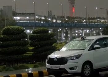 दिल्ली-NCR में बदला मौसम, कई इलाकों में तेज बारिश, यूपी-हरियाणा में आंधी का अलर्ट