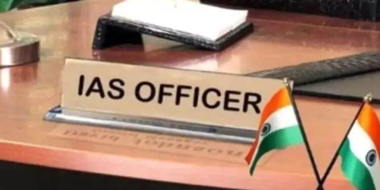 झारखंड में बड़ी प्रशासनिक सर्जरी, 36 IAS अधिकारियों का तबादला… देखें लिस्ट