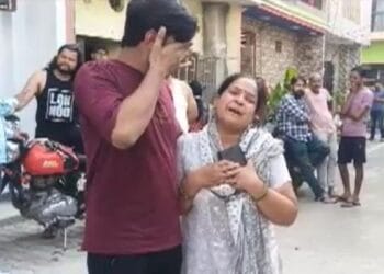 ‘मामा मुझे यहां से ले जाओ, ये लोग मार देंगे…’ मेरठ में पिता पर बेटी की हत्या का आरोप, सौतेली मां भी शामिल