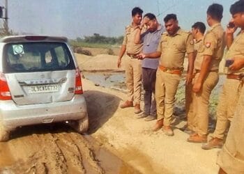 ‘साहब! बचा लो वरना डूब जाऊंगा’, युवराज हादसे के खौफ में दौड़ी नोएडा पुलिस, सच देख घूम गया सिर!