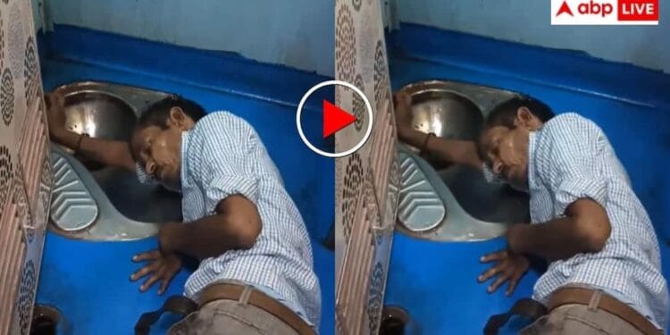 ‘इतनी भी नहीं पीनी थी चाचा’ गटर में लेटकर सफर करता दिखा बेवड़ा, यूजर्स ने ले ली मौज