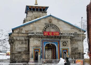 थम गई केदारनाथ यात्रा, भारी बारिश और आंधी‑तूफान की आशंका