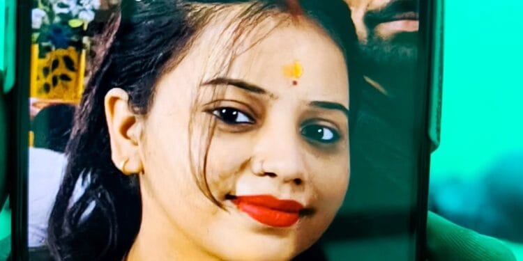 7.93 लाख फॉलोअर्स… और सोच दहेज वाली! लखनऊ में इन्फ्लुएंसर की पत्नी का मिला शव; दहेज में कार न मिलने पर हत्या का आरोप