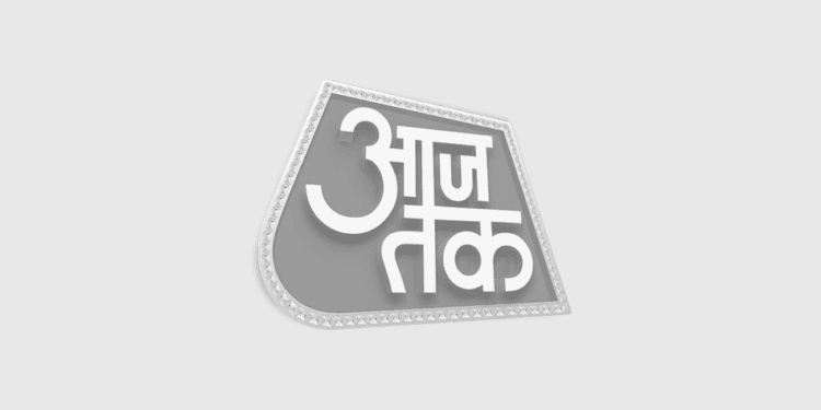 दिल्ली के साकेत हादसे में अबतक 6 मौत, बिल्डिंग मालिक पर FIR, दो इंजीनियर सस्पेंड