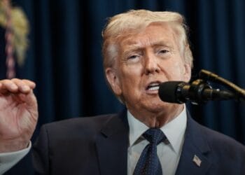 Iran पर भड़के Donald Trump, बोले- हमारी शर्तों पर Deal करो या War के लिए तैयार रहो