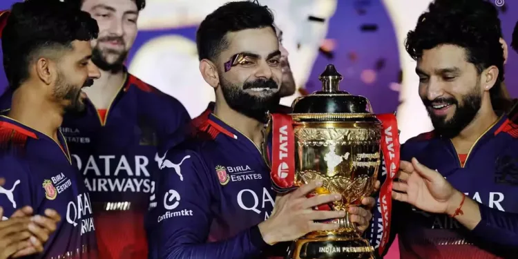 RCB vs GT Final: गुजरात टाइटंस को 5 विकेट से हरा रॉयल चैलेंजर्स बेंगलुरु ने दूसरी बार जीता खिताब, टाइटल डिफेंड करने वाली तीसरी टीम