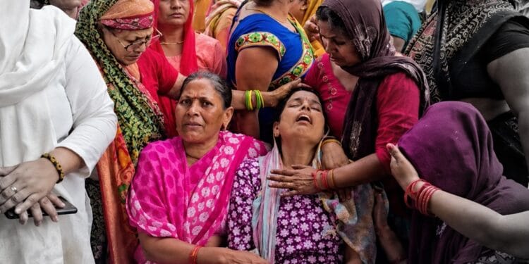 धन्यवाद योगी जी, अभी हमारी मांग पूरी नहीं हुई…असद एनकाउंटर पर बोलीं सूर्या की मां