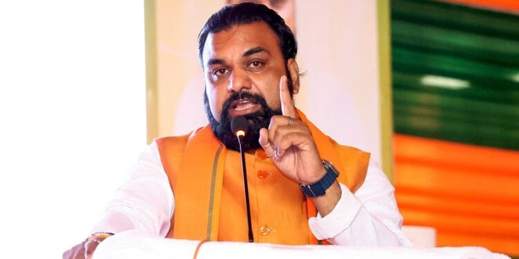 ‘झोला उठाकर चले जाएंगे…’, सम्राट चौधरी के इस बयान से बढ़ी बिहार की सियासी हलचल