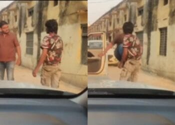 सैलरी मांगी तो भड़का ठेकेदार! सफाई कर्मचारी को लात मारने का VIDEO वायरल