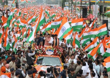 हाथों में तिरंगा, जुबां पर वंदे मातरम्… भोपाल में निकली प्रदेश की सबसे बड़ी तिरंगा यात्रा