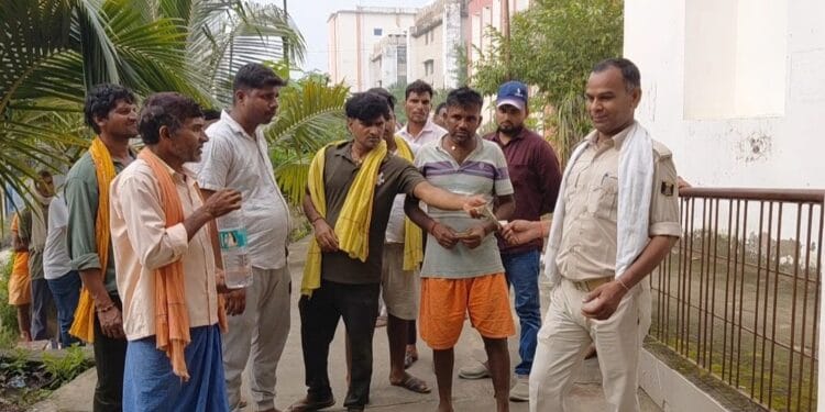 कहीं मोटर ठीक करते तो कहीं पंपिंग सेट के तार से लगा करंट, रोहतास में 3 की मौत